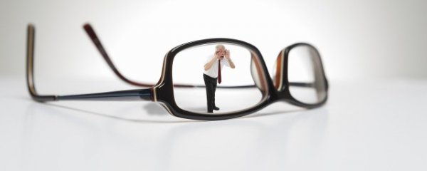 如何辨别镜片的好坏