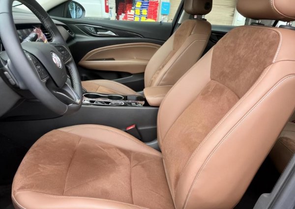 君威十六万能落地吗