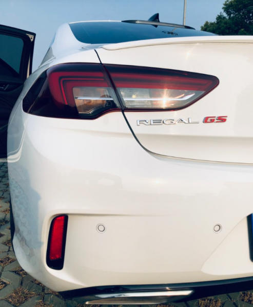 君威十六万能落地吗