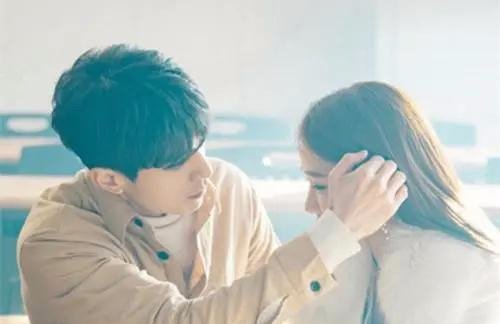 当男生开始和你聊前女友了