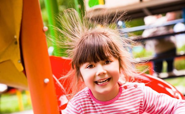 冬天静电多是什么原因