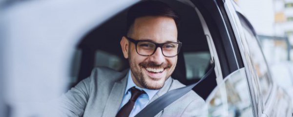 汽车表面油烟怎么清洗