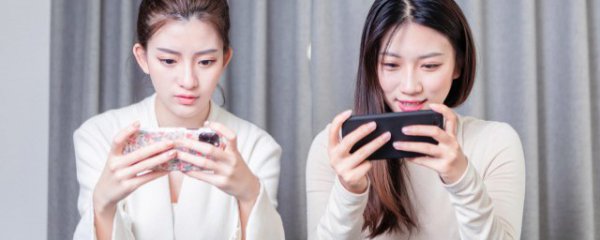 苹果手机怎么清理灰尘