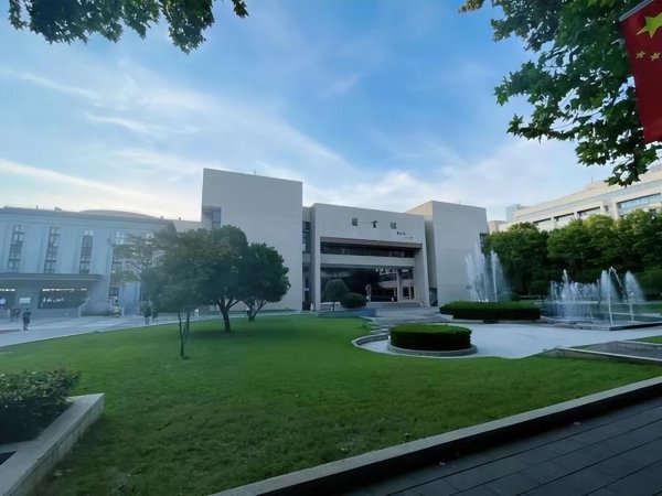 华中科技大学分数线2022