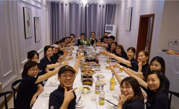 饭桌上高情商敬酒词