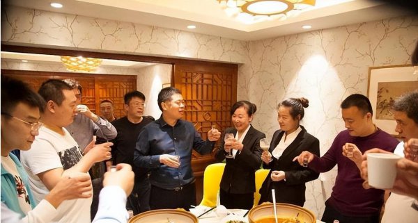 饭桌上高情商敬酒词