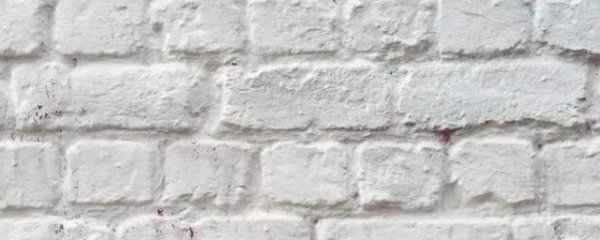 白墙上的血迹怎么去除