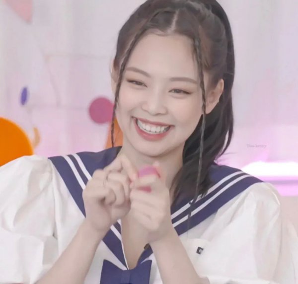 留长发的尴尬期怎么打理头发