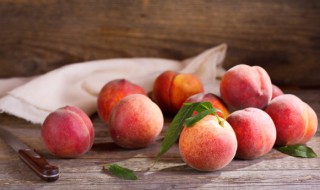 梦到吃桃子是什么意思 梦到吃桃子的意思