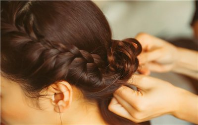 雅致栗棕色染发效果图 栗棕色适合什么年龄和肤色染