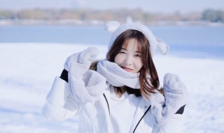 女绒服能不能放洗衣机甩干 女绒服能否放洗衣机甩干