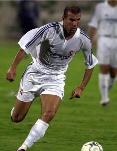 盘点足球巨星排行 盘点足坛历史技术最好的十大巨星