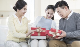 小朋友适合送妈妈什么礼物 小朋友母亲节送什么礼物好