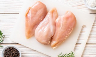 猫咪吃鸡胸肉的好处 猫咪吃鸡胸肉有哪些好处