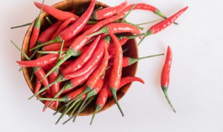 吃小米椒的好处和坏处 吃小米椒有哪些好处和坏处呢