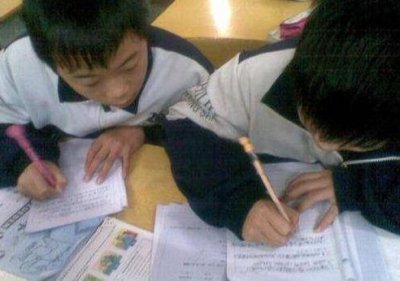 抄作业被老师发现了怎么办 发现孩子抄作业该怎么处理
