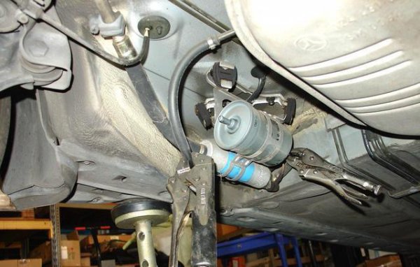 汽车上坡动力不足加速无力什么原因