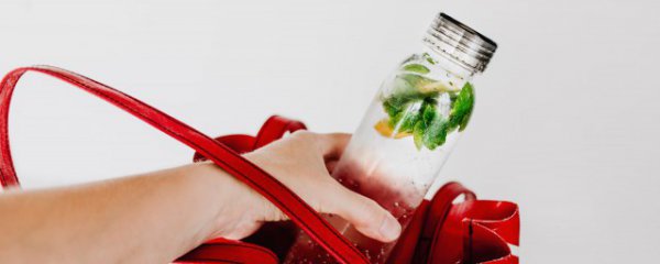 水杯上刻什么字好男士