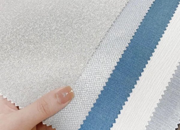 乳胶漆和墙布哪个更好看更实用