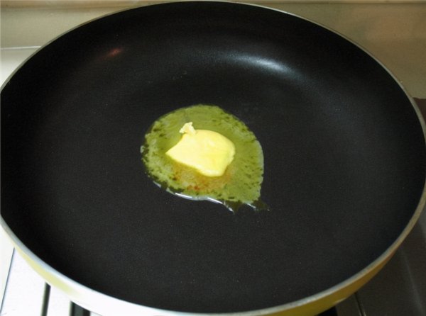 煎牛排用什么油