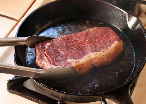 煎牛排用什么油
