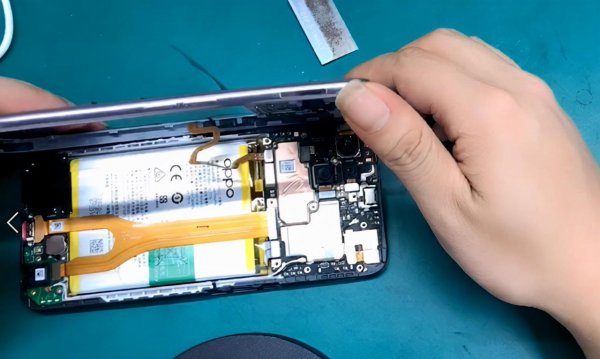 oppo手机突然频繁自动开关机