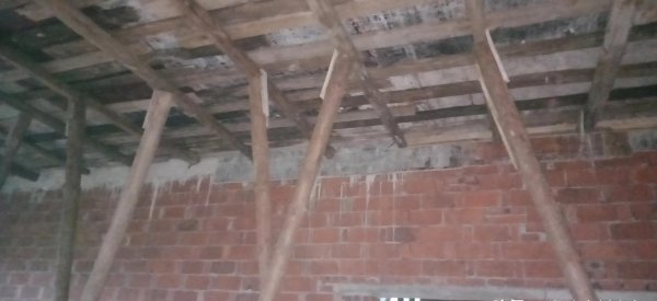 预制板房屋如何加固