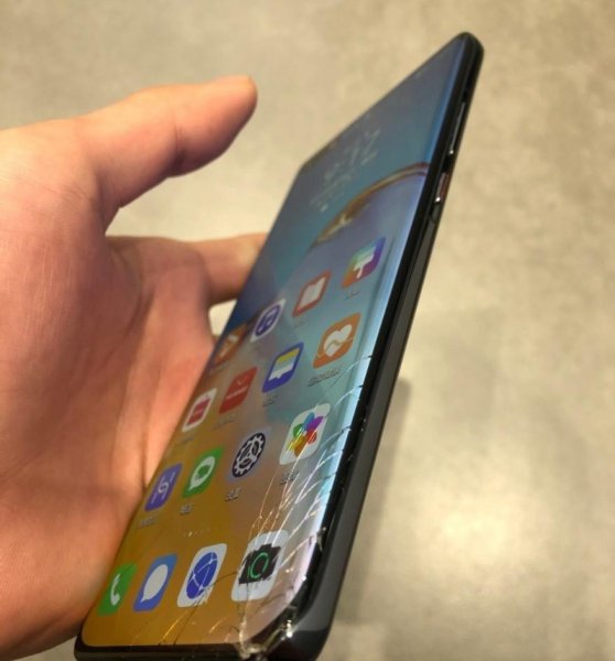 p40pro屏幕碎了换一个多少钱