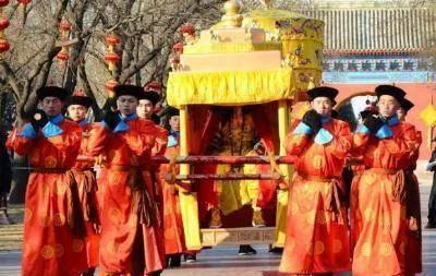 护驾是什么意思