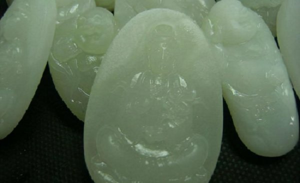 韩料和田玉的特点有哪些