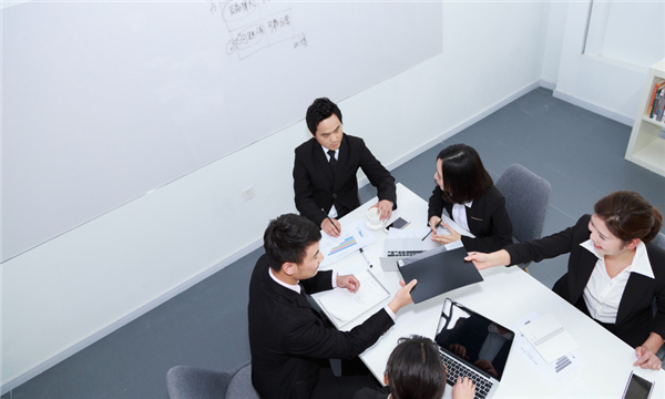 公司高管包括哪些职位