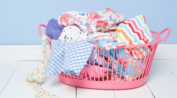 为什么深夜不能到阳台晒衣服