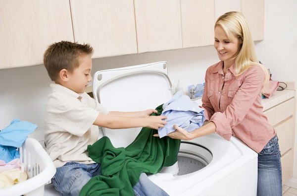 为什么深夜不能到阳台晒衣服