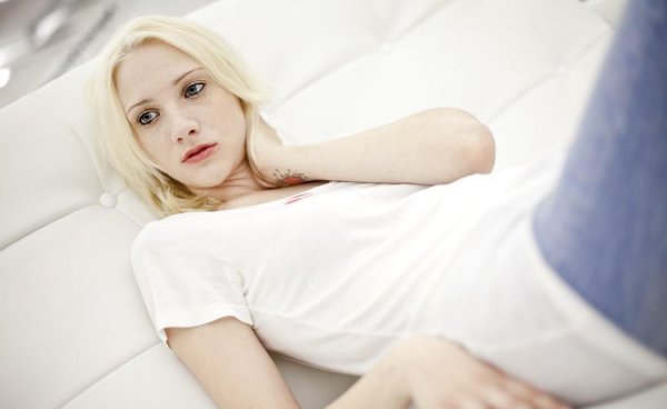 男女之间的暧昧关系的表现