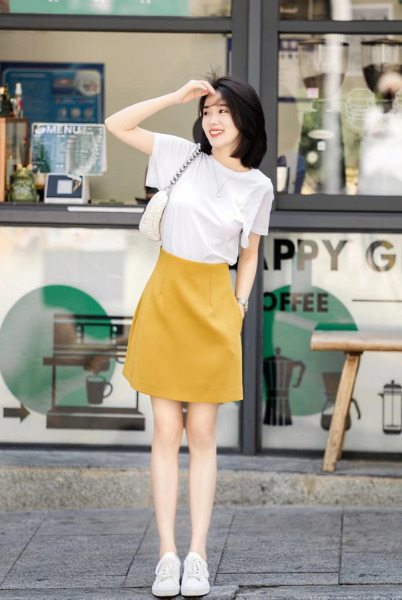 a字裙搭配什么上衣好看