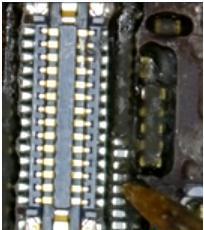 苹果x摔了一下屏幕失灵