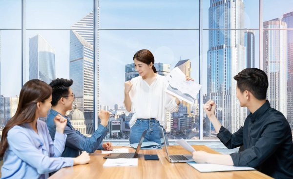 高情商如何回复不辛苦