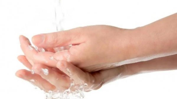 白衣服上的黑笔迹怎么洗掉去除