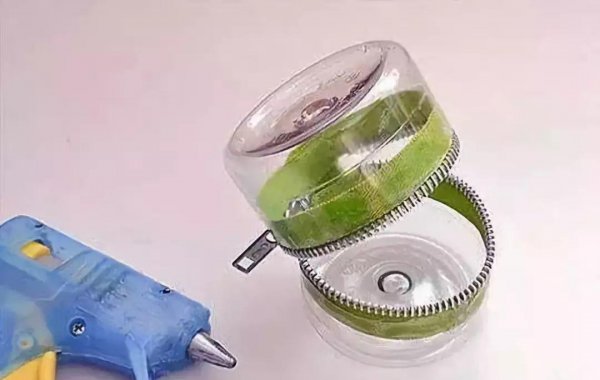 用一个矿泉水瓶子做手工