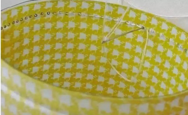 用一个矿泉水瓶子做手工