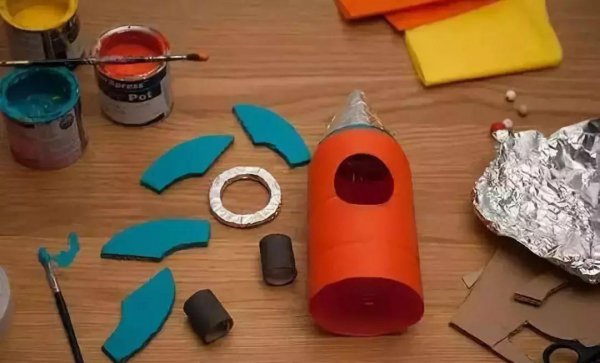 用一个矿泉水瓶子做手工