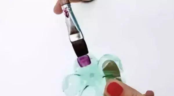 用一个矿泉水瓶子做手工