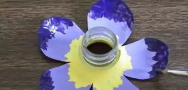 用一个矿泉水瓶子做手工