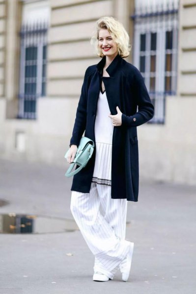 羊绒大衣和羊毛大衣的区别哪个好