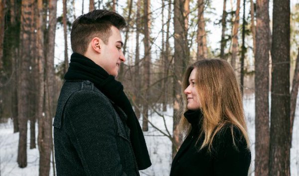 男人开始计划离婚的表现