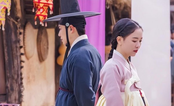 最近好看的韩剧2023排行榜