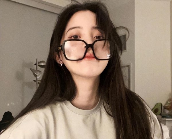 眼镜往下掉怎么回事