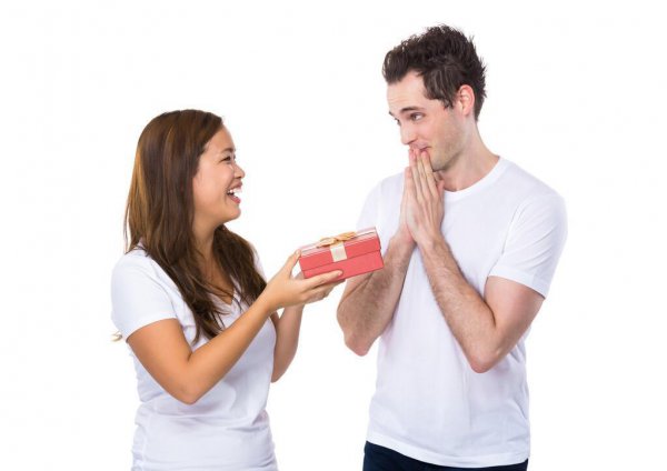 情人节礼物给男朋友送什么礼物