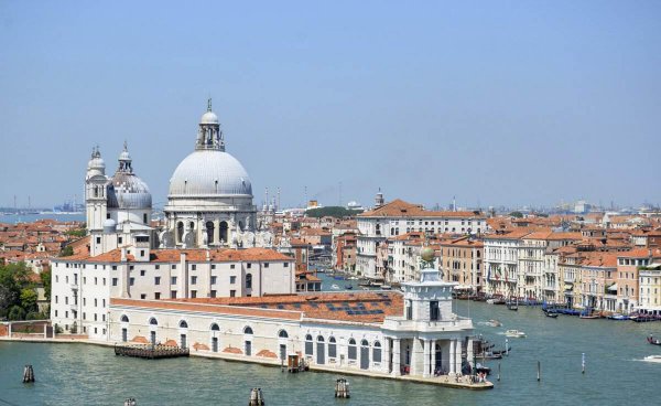 意大利人口数量及面积