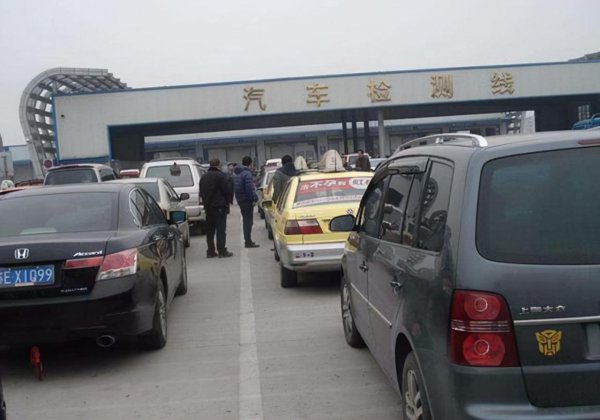 七座车几年年检一次